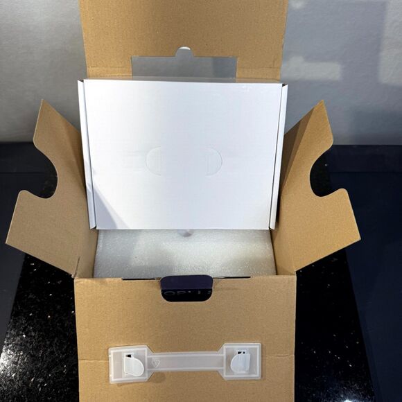 Voplls N3 White Gray 1080P Full HD Portable Home Theater Projector W User Manual - Picture 3 of 6